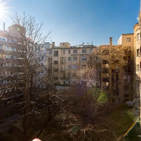 Rumbach 22 Center With Ac